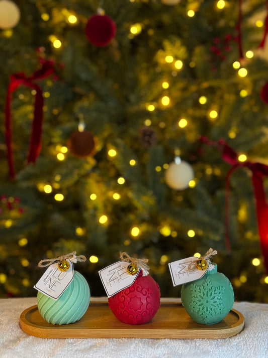 Luné Ornament Candle